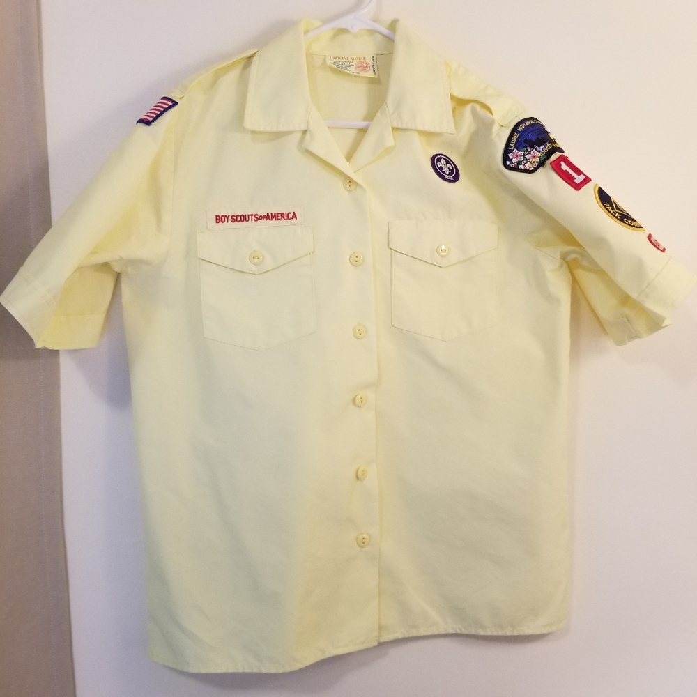 Woman's Boy Scout uniform blouse, Medium